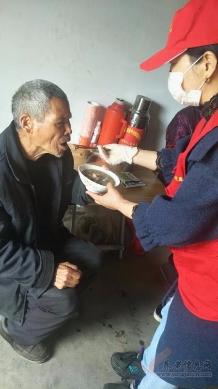 太湖弥陀:“山里红”温暖老人
