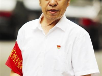 “四个100”先进典型：天津红桥区双环邨街佳园北里志愿服务队志愿者赵永华