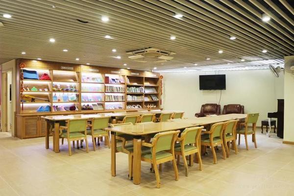 万颐快讯文冲街综合养老服务中心颐康中心在智汇坊城市花园成功揭牌
