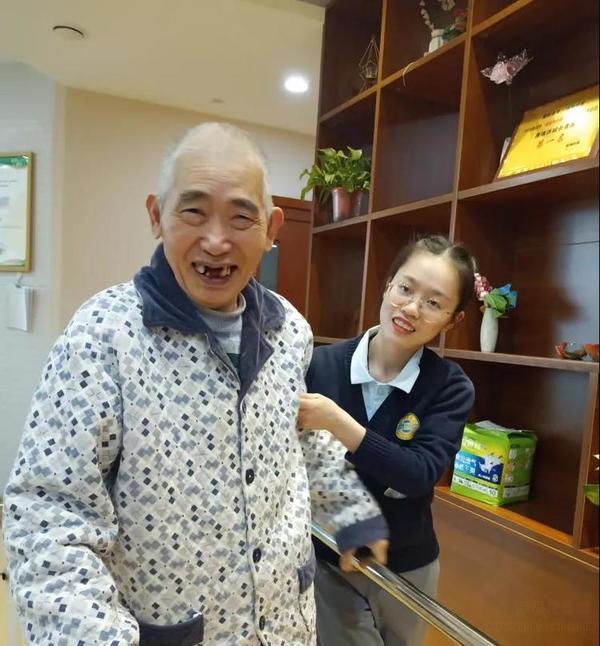 康源养老人特辑第3期书院街长者屋护理部长钟澜篇