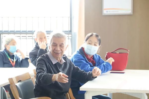 记忆训练学堂受捧,科学练脑告别健忘