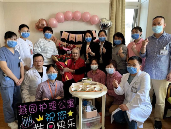 为什么排队也要选泰康之家?这3位百岁老人能给你答案!