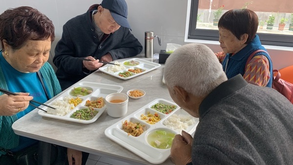 2900-6800元/月一康养老特开设健康食堂,宽敞明亮,环境舒适,注重五形