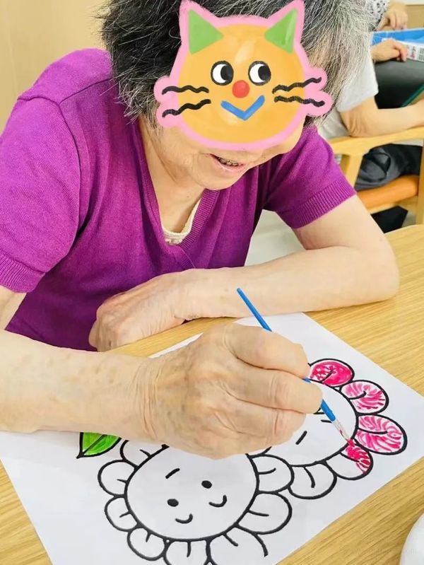 九九长者照护之家——阿尔茨海默病的“美术疗法”