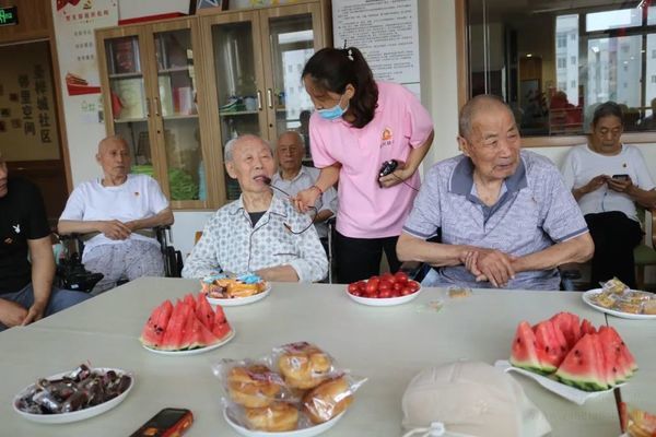 开封泰邦养老公寓，党员之家庆党节
