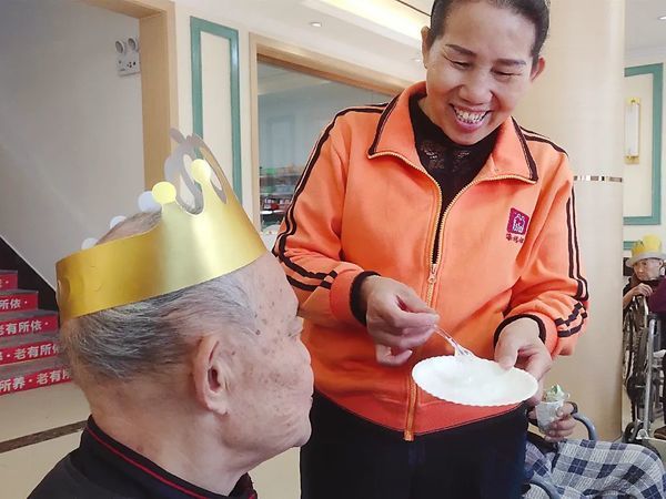 最美养老护理员——株洲市海福祥养老护理院张金花