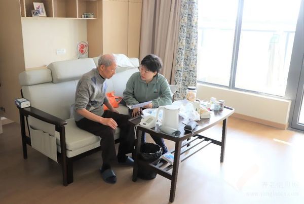 疫情全民大考下,苏州太湖旭辉彩园的长辈如何安享晚年?