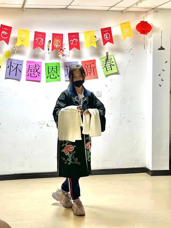 陶乐家河东分院丨春暖人心，小志愿者唱响浓浓敬老情~