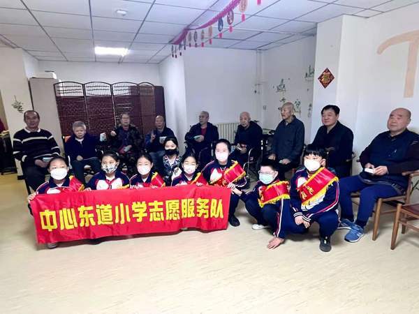 陶乐家河东分院丨春暖人心，小志愿者唱响浓浓敬老情~
