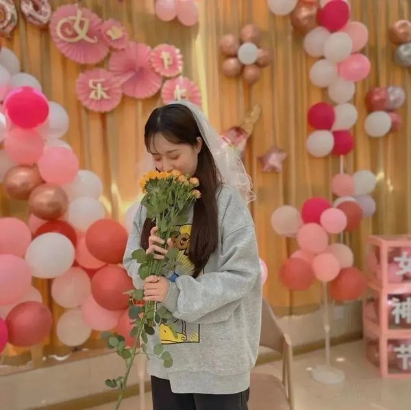 成都长者乐生东光苑养老中心 | 春色如许 花漾女神