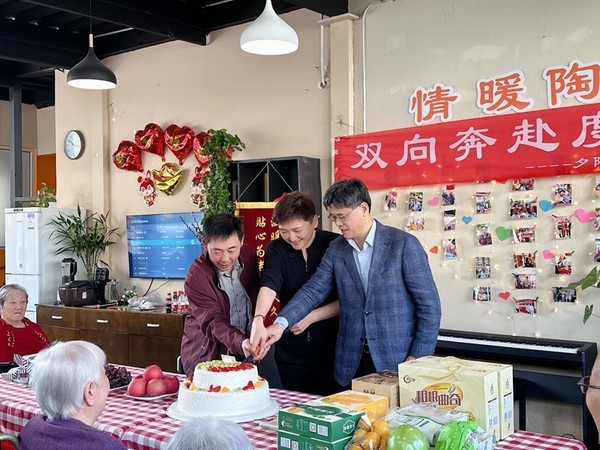 市台办走访慰问陶乐家南开分院长者，双向奔赴度重阳！