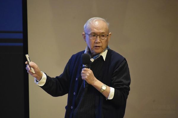 泰康之家·燕园居民戴忠羡叔叔