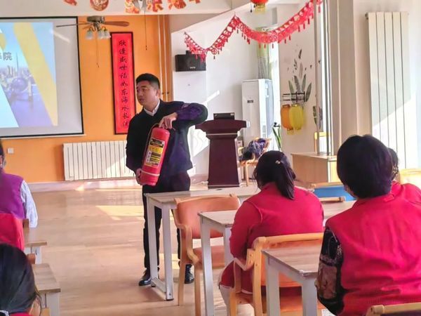 烟台市蕾娜范颐养院:普及消防知识,保护老人生命安全