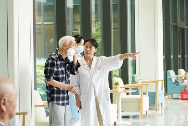 泰康之家湘园:两年辉煌成就,医养典范的里程碑