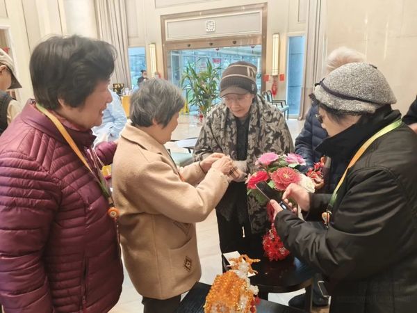 泰康之家申园:高素质社工塑造优质养老生活