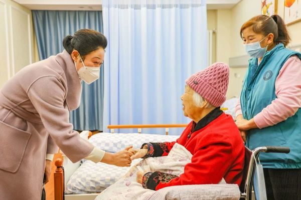 “三级甲等医养结合机构”——河南圣德健康养护中心再获殊荣