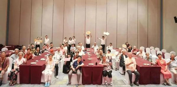 泰康之家·渝园:一周年庆典,360余位长辈的享老选择与健康呵护