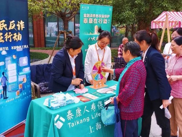 锦绣府重阳市集:传统美食与现代温情的碰撞