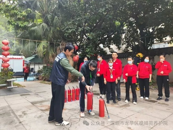 晚晴苑消防演练 | 筑牢安全防线,守护最美夕阳红