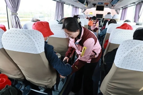 不服老!银龄天团在象湖绽放别样风采
