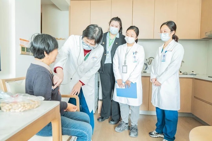 天津鹏瑞利康护社区：感恩节深情告白，每一份信任都值得被温暖回应