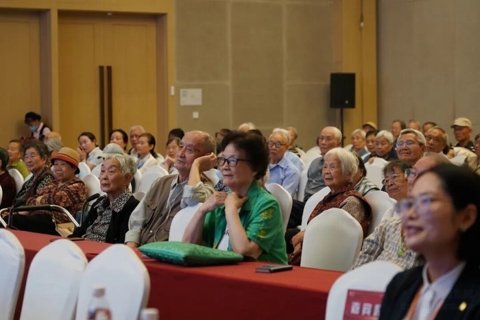 泰康之家·湘园“养老是养喜,不是养忧!”名家开讲,长辈直呼“通透”