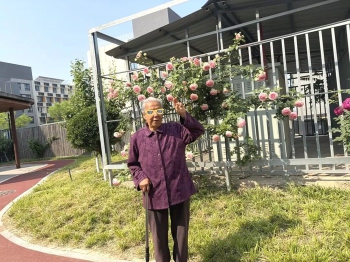 北京丰台区相儒养老院真实故事:一面锦旗背后的“暖护夕阳”力量