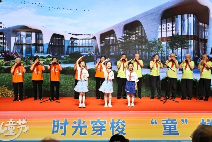 泰康之家·豫园六一奇遇记:银发与童真双向奔赴
