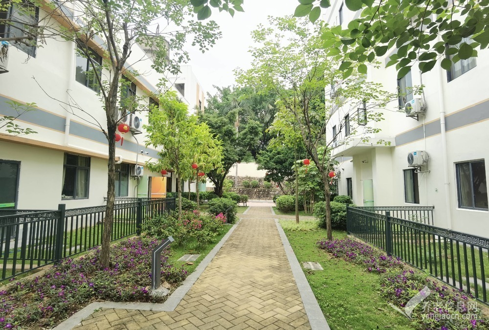 武汉市青山区白玉山街君安养老院
