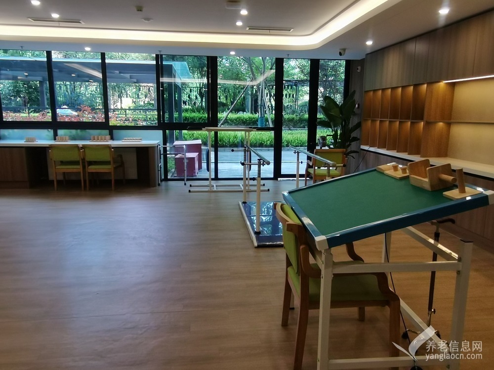 成都成华区中京爱侬秀丽养老服务中心