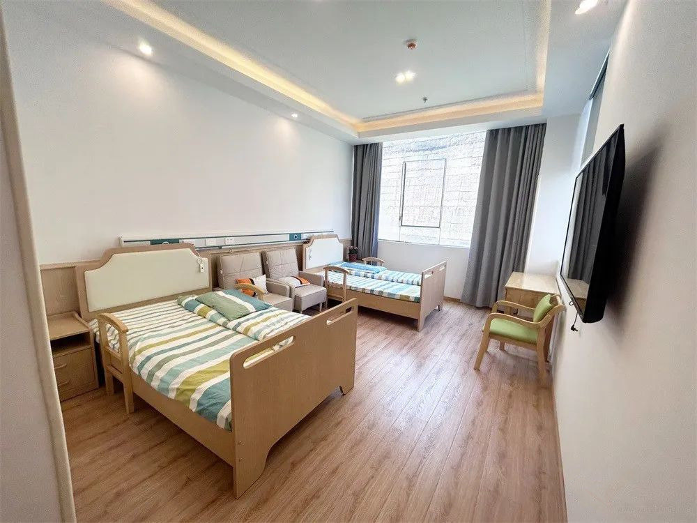 普亲养老·六盘水德坞院双人间