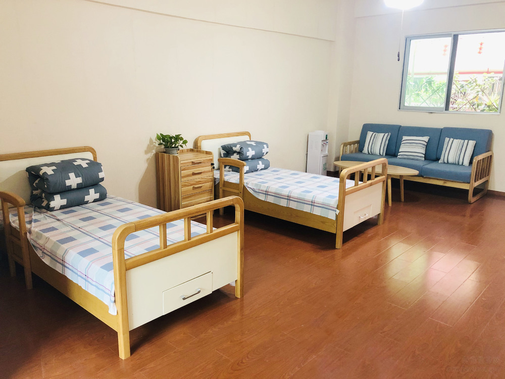 深圳市龙华区晚晴苑养护院